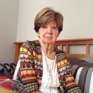 Meet your Posher, Carolina